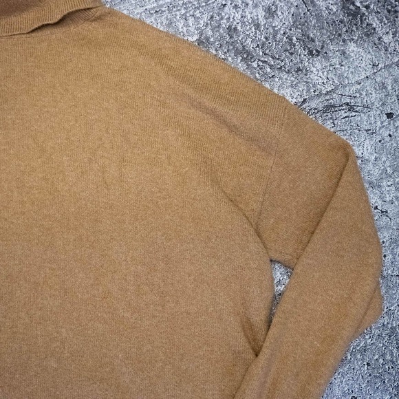 Banana Republic Womens Sweater Xl Cashmere Turtleneck Knit Camel Quiet Luxury - Picture 13 of 14